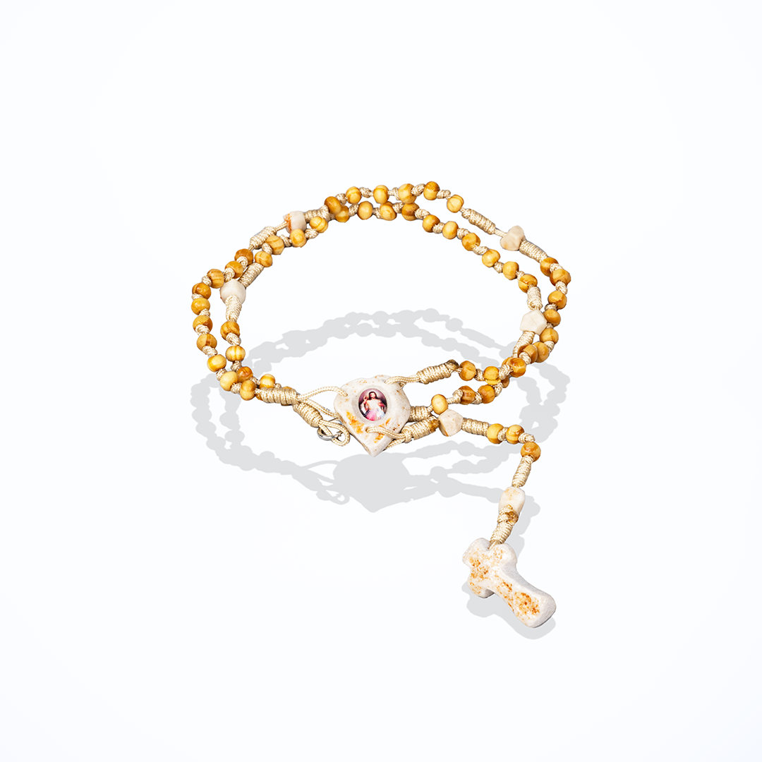 Collana Rosario di Medjugorje in legno e pietra dalla Collina delle Apparizioni